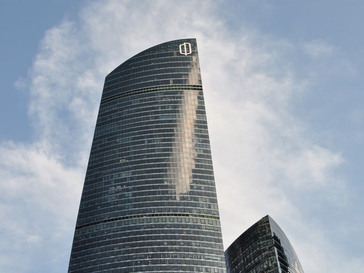Офисы от 950 до 1100 кв.м. в аренду и продажу в Москве и Московской области